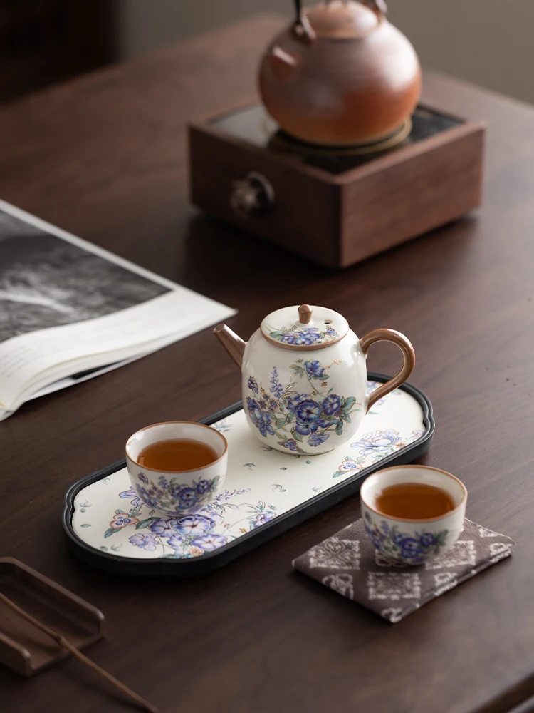 Elegantly Simple Ceramic Tea Set Small Kit for Afternoon Tea Specialty Women's High-end Luxury Tea Brewing Kit Dehua Origin
Elegantly Simple Ceramic Tea Set Small Kit for Afternoon Tea Specialty Women's High-end Luxury Tea Brewing Kit Dehua Origin