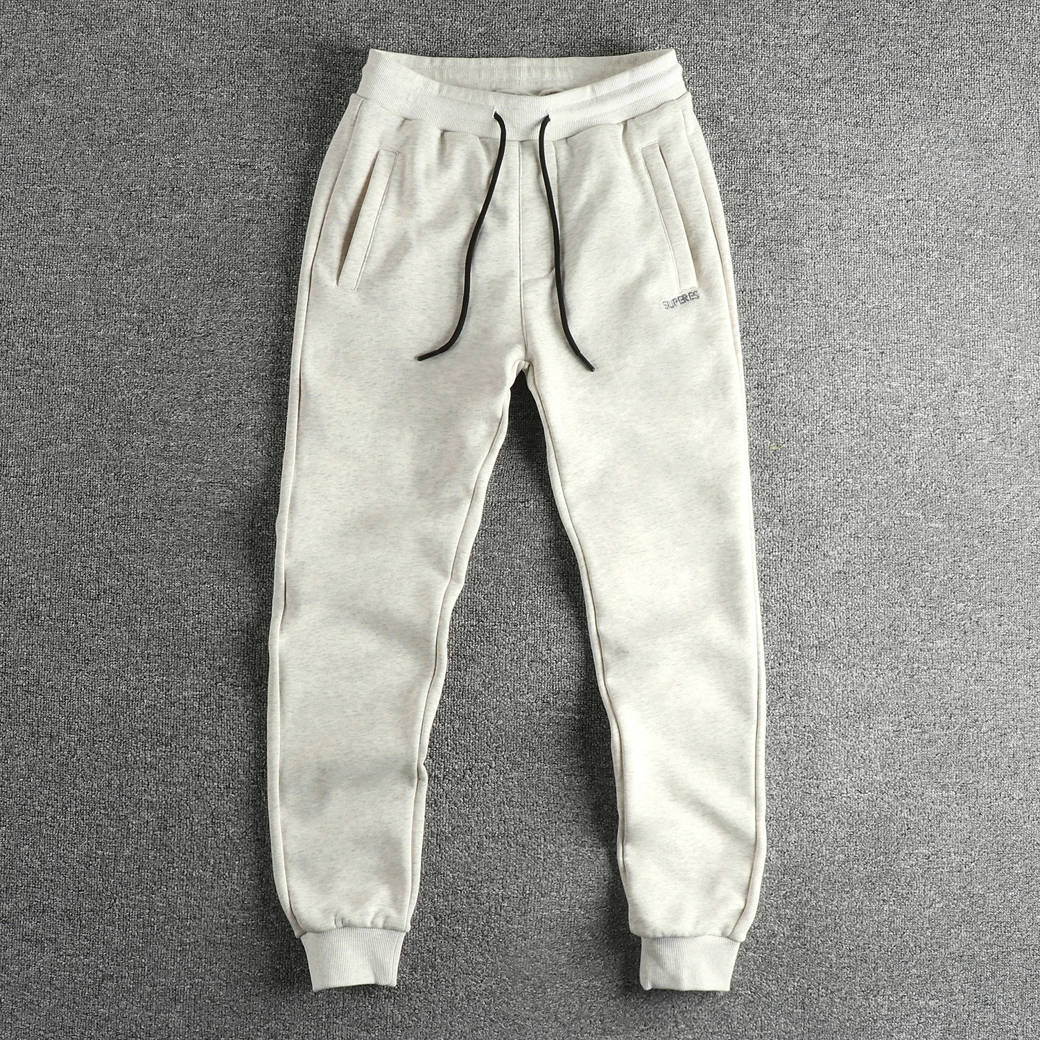 Elegant Embroidered American Casual Men's Sweatpants Slim Fit Spring Summer Versatile Sports Youth Long Trousers
Elegant Embroidered American Casual Men's Sweatpants Slim Fit Spring Summer Versatile Sports Youth Long Trousers