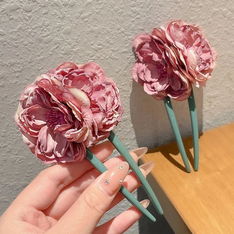 New Pink Rose Blossom U-shaped Hairpin for Women's Simple Elegant Plate Hair Clip New Chinese Hair Accessories
New Pink Rose Blossom U-shaped Hairpin for Women's Simple Elegant Plate Hair Clip New Chinese Hair Accessories