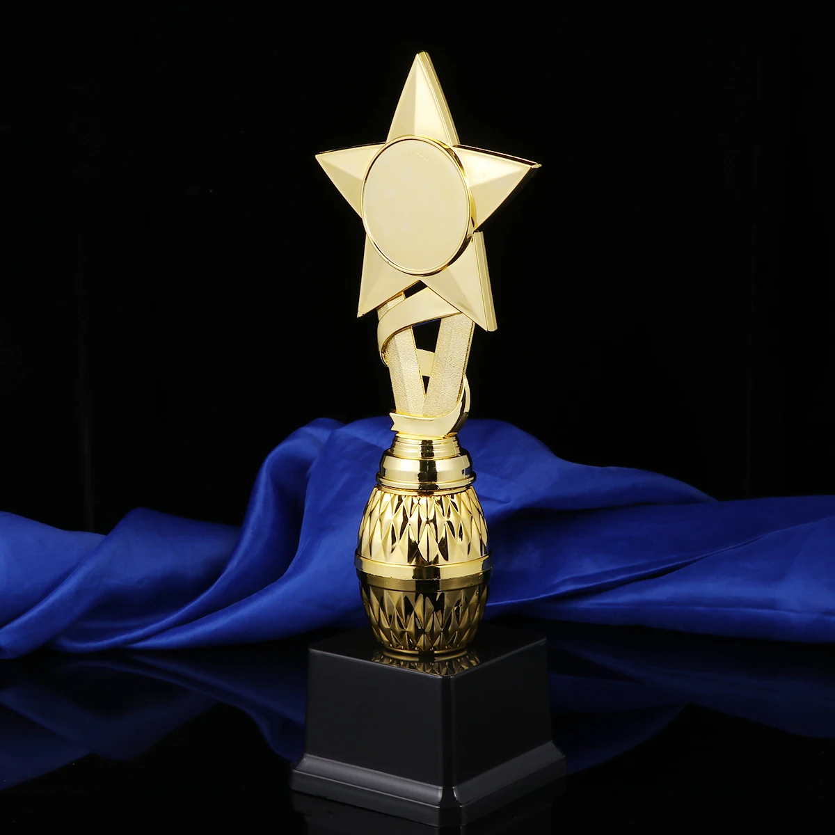 Plastic Trophy Cup 29 Cm Gold Kids Sports Award Small Trophies Game Party Favors durable sports competitions prizes
Plastic Trophy Cup 29 Cm Gold Kids Sports Award Small Trophies Game Party Favors durable sports competitions prizes