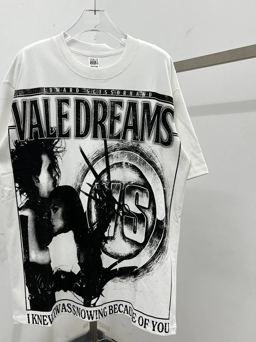 VForever Summer Hit Men's T-irt f Sve Letter Print Street Sle Cotton Crew Ne ort Sve T-irt for Youth
VForever Summer Hit Men's T-irt f Sve Letter Print Street Sle Cotton Crew Ne ort Sve T-irt for Youth