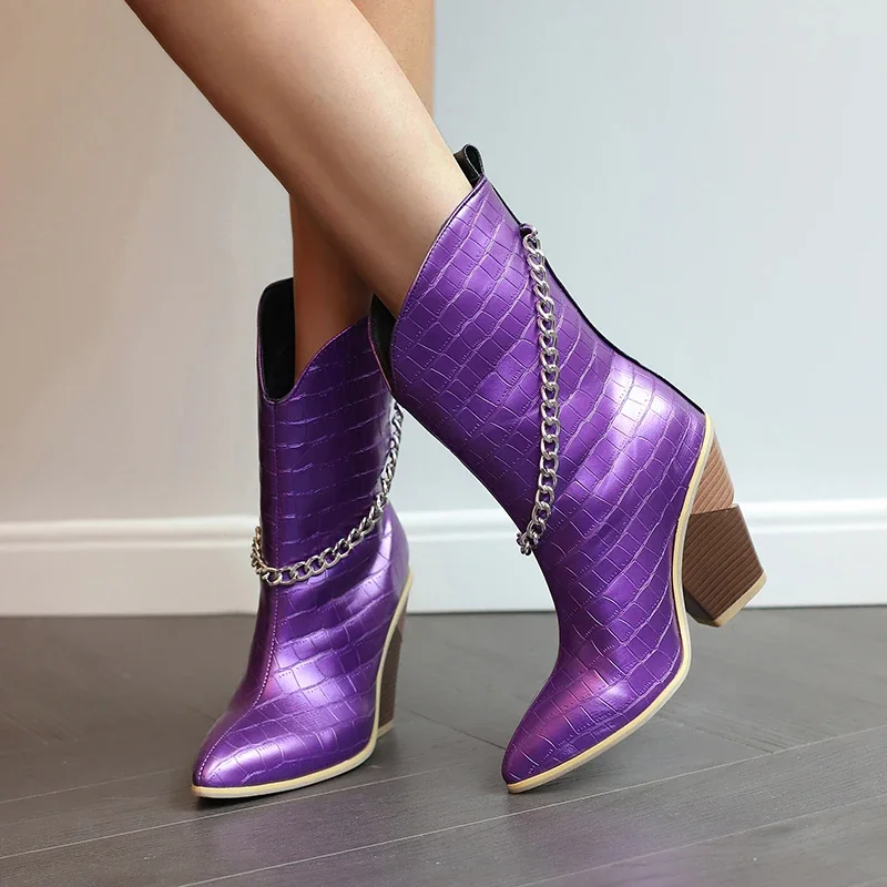 2024 new autumn winter women ankle boots plus size 22-28cm pu/fabric pointed toe metal chain high heel western boots
2024 new autumn winter women ankle boots plus size 22-28cm pu/fabric pointed toe metal chain high heel western boots