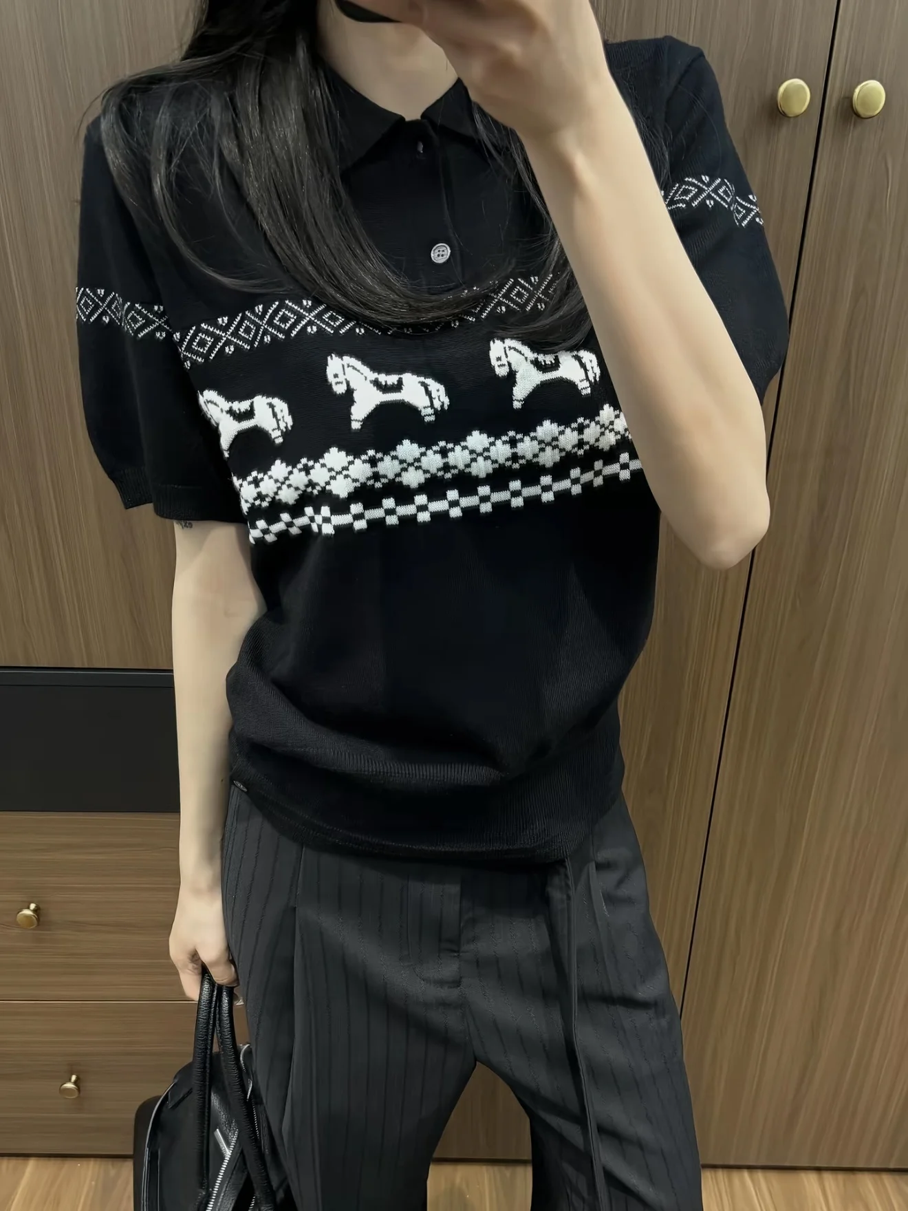 Feildao Embroidery Waist Cinched Button Short Wide Knitted Short Sleeve Unisex Summer Neck Top Skin Friendly Breat...
Feildao Embroidery Waist Cinched Button Short Wide Knitted Short Sleeve Unisex Summer Neck Top Skin Friendly Breat...