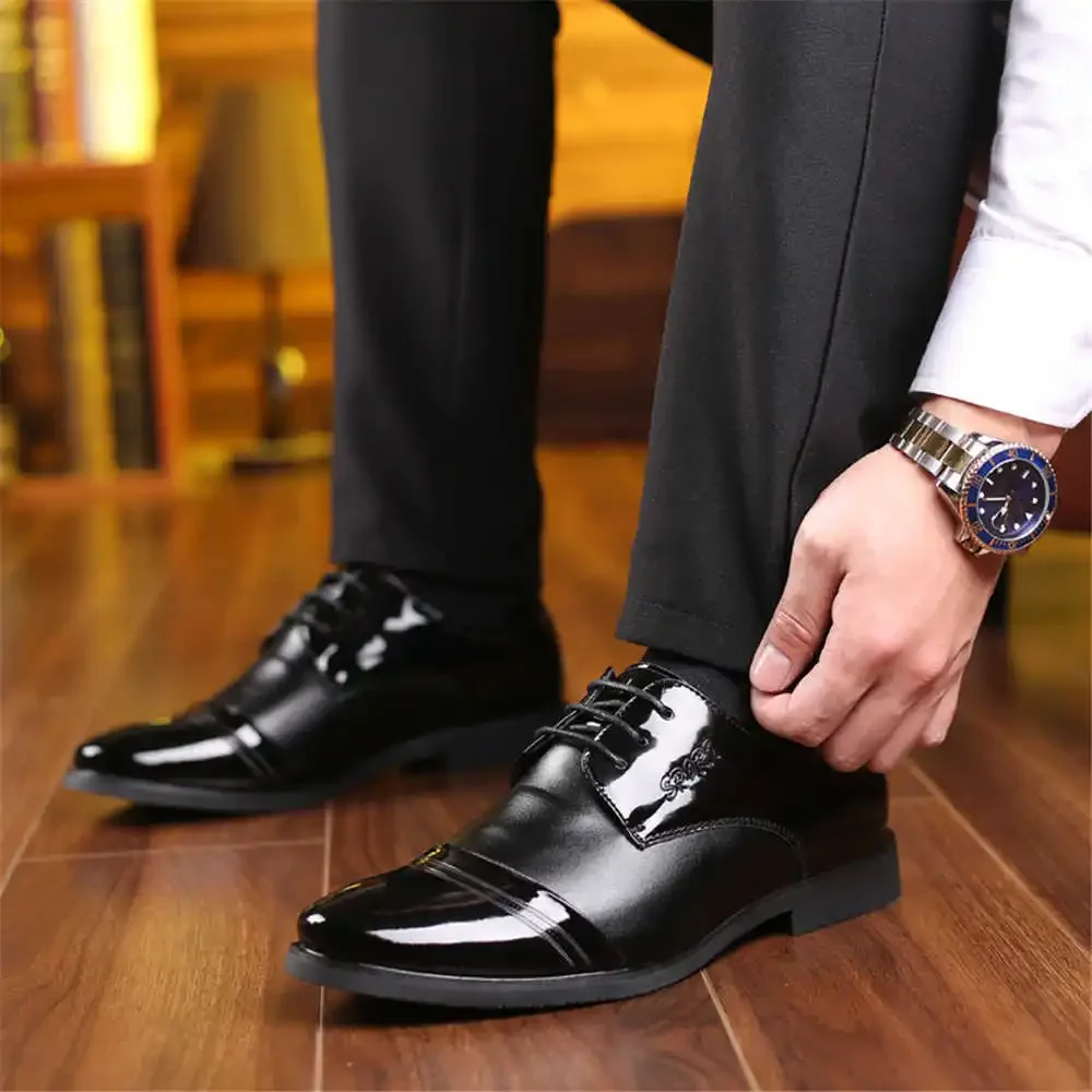 Weding Mocassin Red Loafers Man Shoes Basket Men's Vulcanized Sneakers Sport Overseas Celebrity Portable Footwears Teniss
Weding Mocassin Red Loafers Man Shoes Basket Men's Vulcanized Sneakers Sport Overseas Celebrity Portable Footwears Teniss