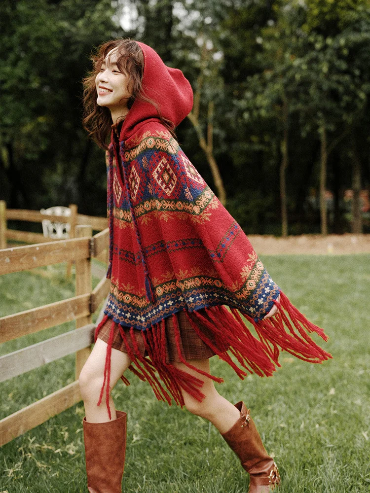 Retro Red Christmas Tassel Hooded Cloak Warmth Sun Protection Shoulder Wrap Outerwear Sweater for Autumn Winter Holiday in Ti...
Retro Red Christmas Tassel Hooded Cloak Warmth Sun Protection Shoulder Wrap Outerwear Sweater for Autumn Winter Holiday in Ti...