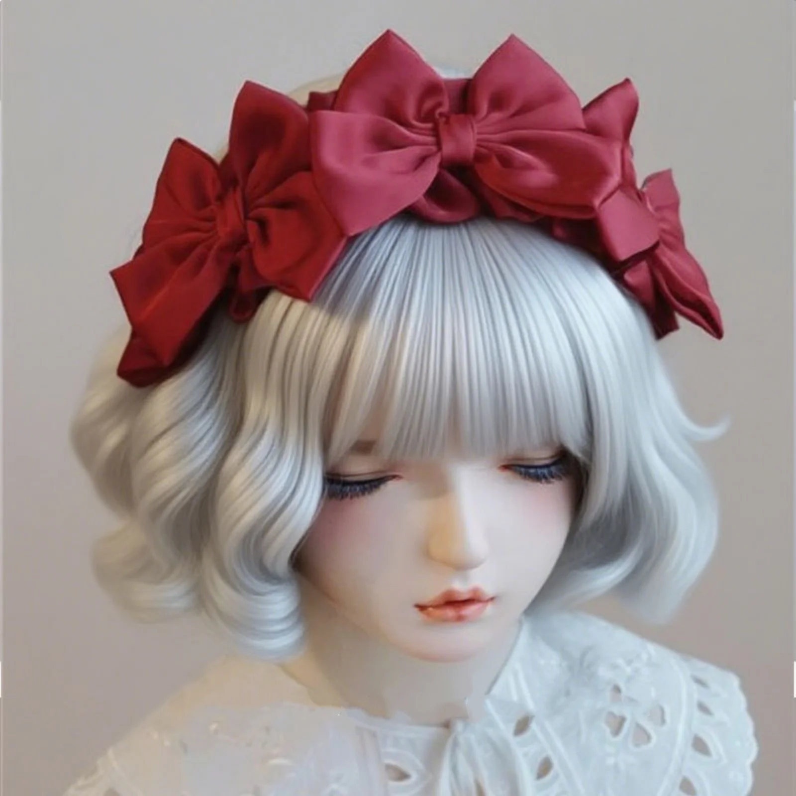 Оригинальная повязка на голову ручной работы с красным и бордовым бантом, японский и корейский стиль Лолиты с рюшами
Оригинальная повязка на голову ручной работы с красным и бордовым бантом, японский и корейский стиль Лолиты с рюшами