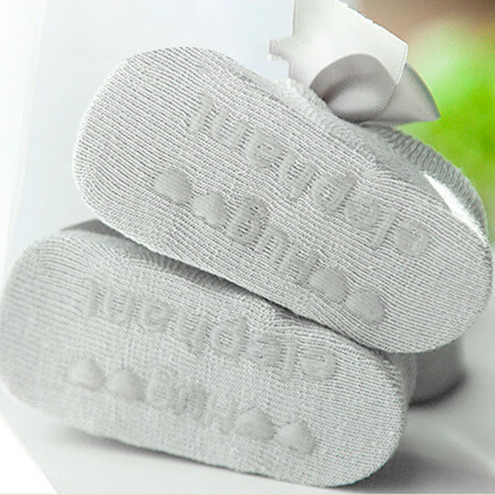 1Pair Anti Slip Baby Socks Soft Breathable Comfortable Elastic Toddler Newborn Infant Size Grey Random Style
1Pair Anti Slip Baby Socks Soft Breathable Comfortable Elastic Toddler Newborn Infant Size Grey Random Style