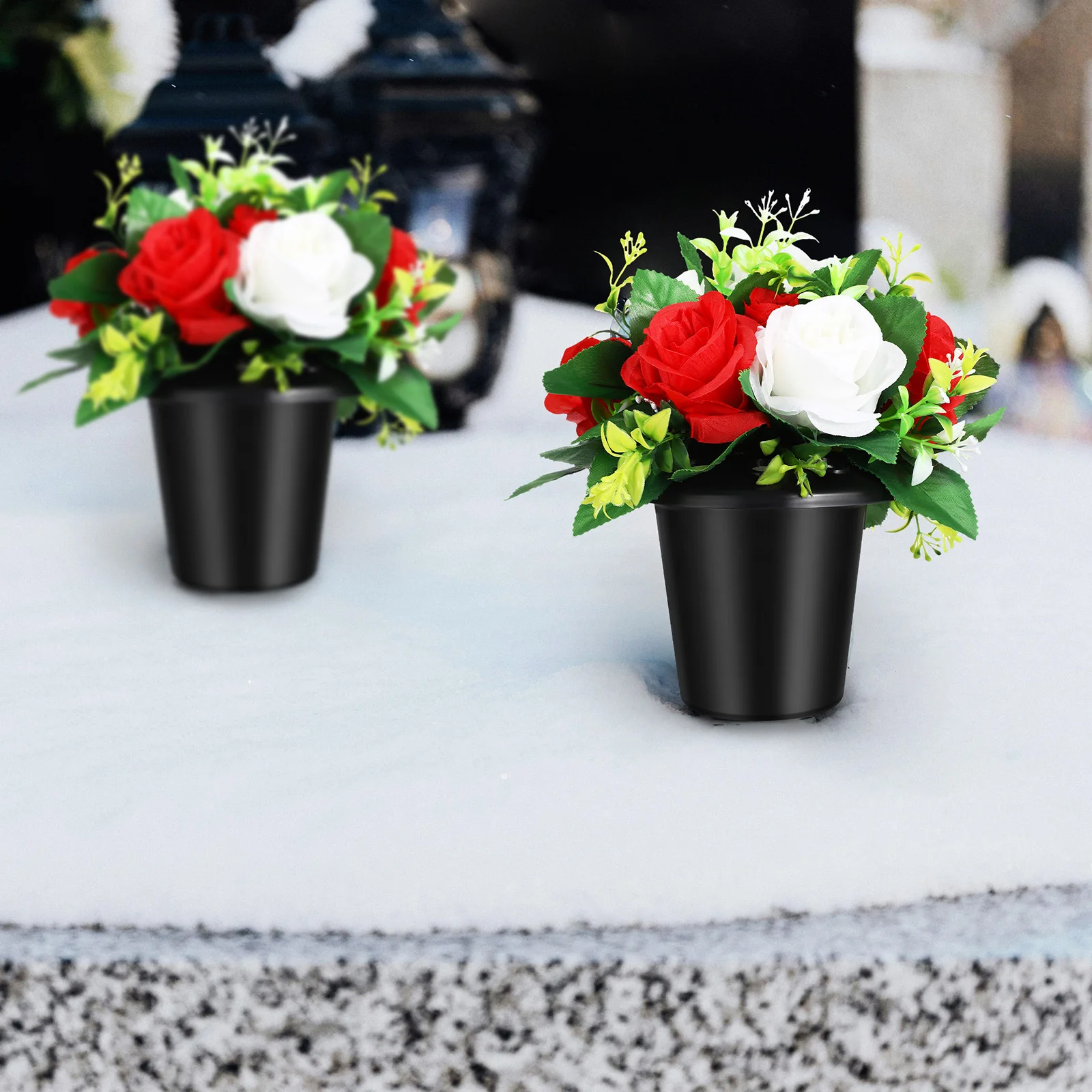 2Pcs Outdoor Fake Flowers for Grave Sites Realistic Potted Faux Blooms for Cemetery Memorials Elegant Minimalist Design
2Pcs Outdoor Fake Flowers for Grave Sites Realistic Potted Faux Blooms for Cemetery Memorials Elegant Minimalist Design