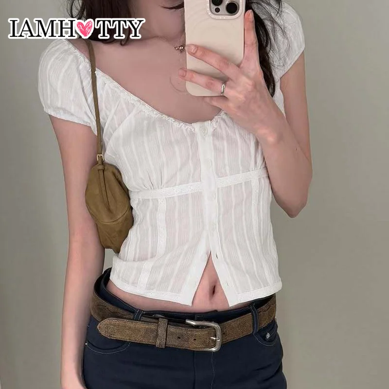 IAMHOTTY Lace Patchwork V-neck Shirt White French Style Button-up Slimming Short Sleeve Tops Elegant Chic Fashion Blouses Ladies
IAMHOTTY Lace Patchwork V-neck Shirt White French Style Button-up Slimming Short Sleeve Tops Elegant Chic Fashion Blouses Ladies
