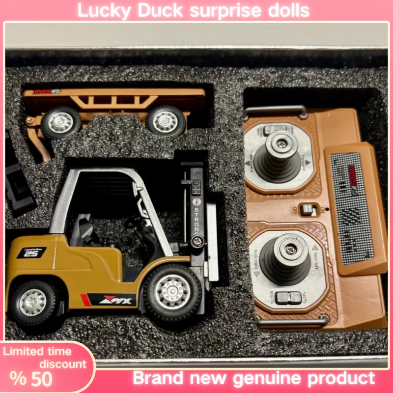 New In Stock Full-Scale Mini Excavator Tipper Truck 1:64 Remote Control Engineering Vehicle Mini Forklift Valentine'S Day Gift
New In Stock Full-Scale Mini Excavator Tipper Truck 1:64 Remote Control Engineering Vehicle Mini Forklift Valentine'S Day Gift