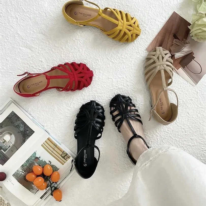 2026 New Soft Sole French Vintage Woven Closed Toe Sandals Hollow Fairy Style Summer Maternity Roman Shoes For Women
2026 New Soft Sole French Vintage Woven Closed Toe Sandals Hollow Fairy Style Summer Maternity Roman Shoes For Women