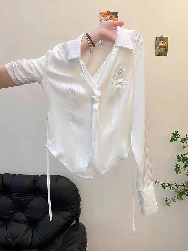 Elegant Striped Waist-Cinching Long Sleeve White Shirt Women's Design Sensation Small Audience Shirt Top Commute Style Polyester
Elegant Striped Waist-Cinching Long Sleeve White Shirt Women's Design Sensation Small Audience Shirt Top Commute Style Polyester