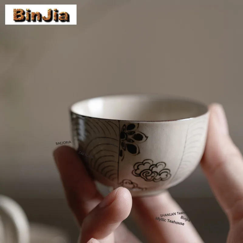 50ml Cizhou Kiln Cloud Teacup Elegant Tea Bowl Tea Cup Set Tea-tasting Personal Cup Jianzhan Master Cups Oolong Tea Tea Ceremony
50ml Cizhou Kiln Cloud Teacup Elegant Tea Bowl Tea Cup Set Tea-tasting Personal Cup Jianzhan Master Cups Oolong Tea Tea Ceremony