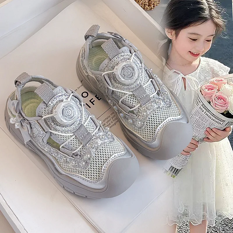 Kids Sandals Mesh Breathable Children Sports Sandals Toes Capped 2026 Summer New Girls Princess Casual Shoes Soft Bottom
Kids Sandals Mesh Breathable Children Sports Sandals Toes Capped 2026 Summer New Girls Princess Casual Shoes Soft Bottom