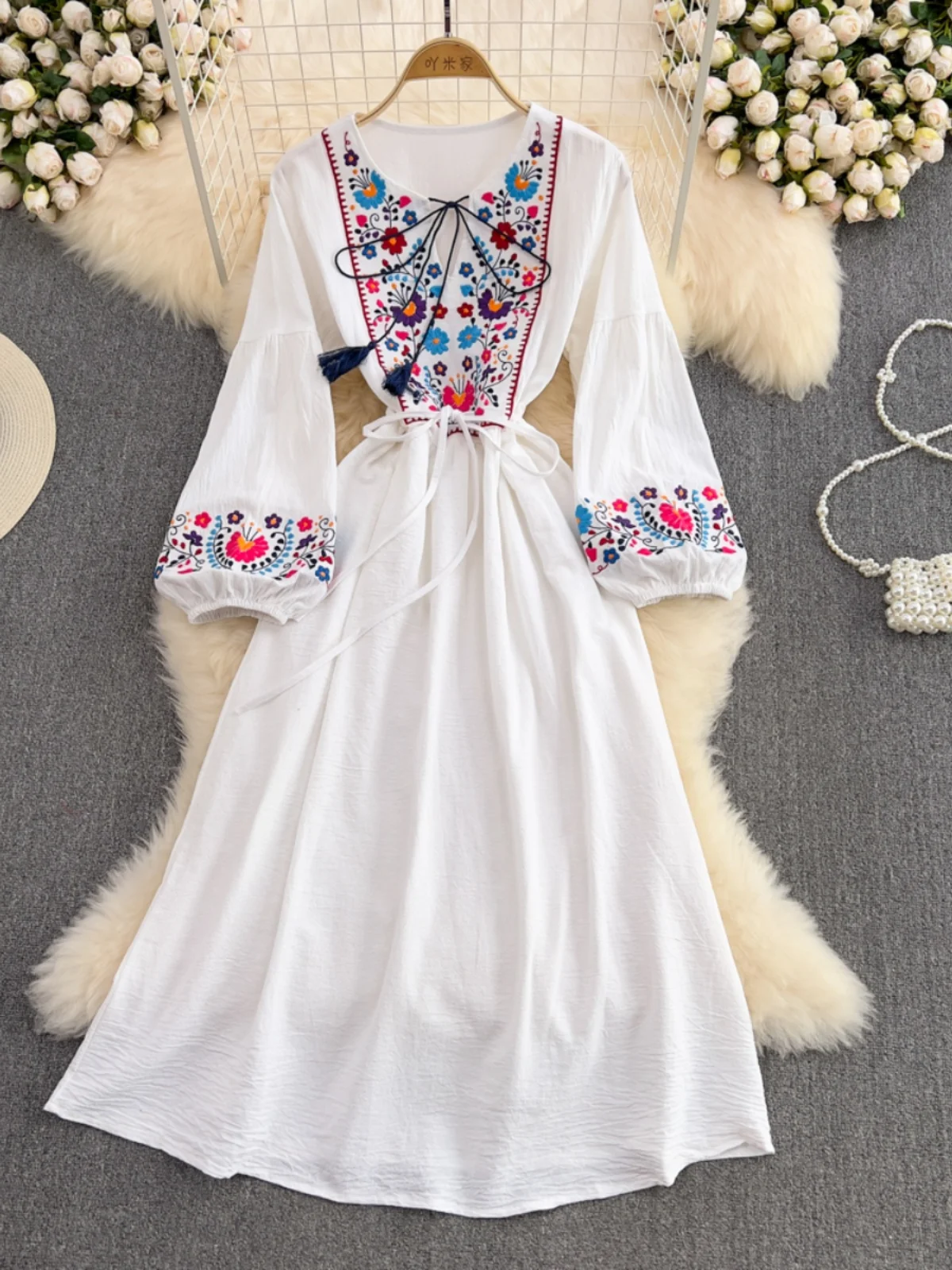Women Slim Long Dress Embroidery Lace-up Waist Bohemian Ethnic Seaside Vacation Beach Boho Holiday
Women Slim Long Dress Embroidery Lace-up Waist Bohemian Ethnic Seaside Vacation Beach Boho Holiday