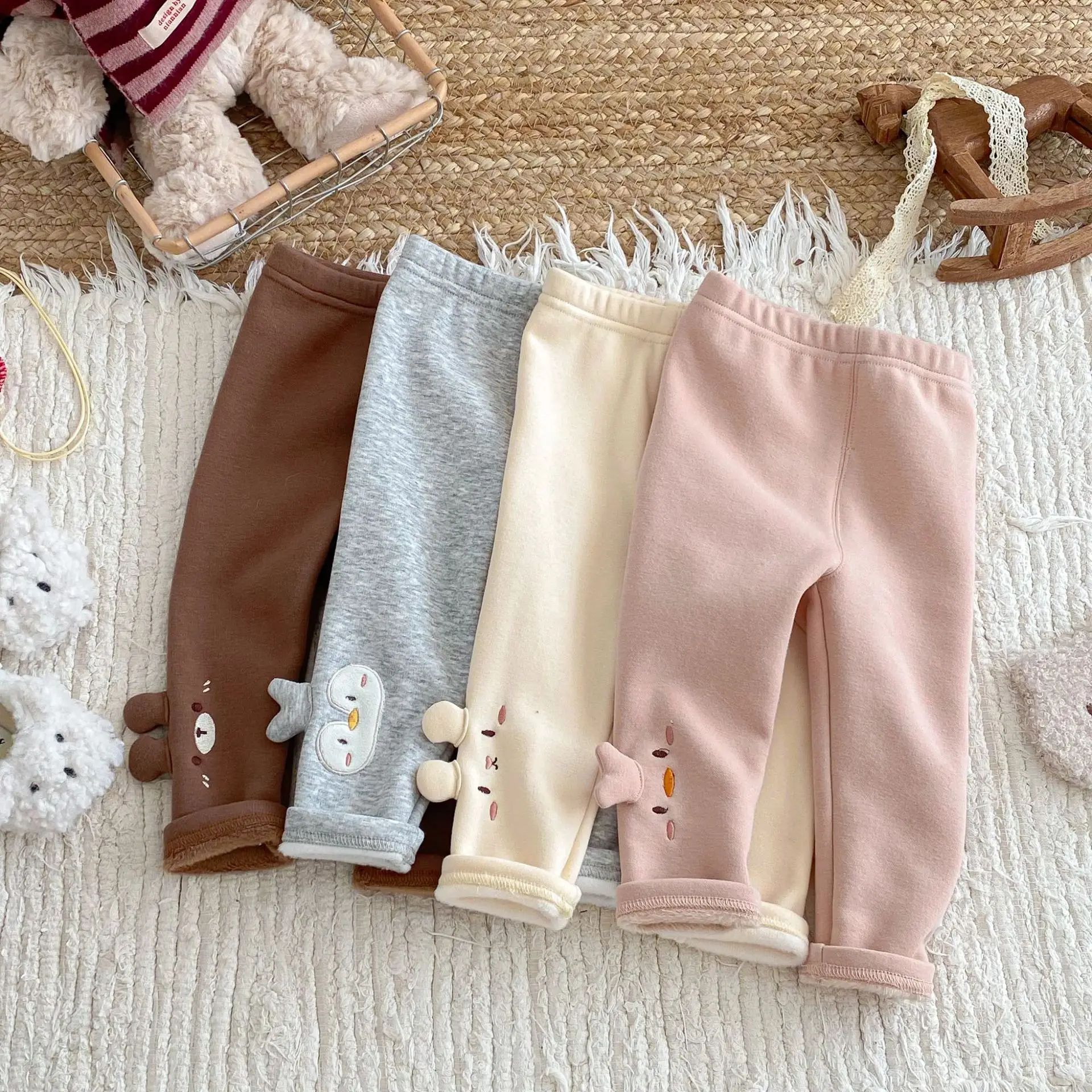 2025 Winter Kids Clothes Girls Fleece Lined Leggings 0-5Y Baby Girl 3D Ear Decor Thickened Cute Sweet Warm New Bottoms Pants
2025 Winter Kids Clothes Girls Fleece Lined Leggings 0-5Y Baby Girl 3D Ear Decor Thickened Cute Sweet Warm New Bottoms Pants