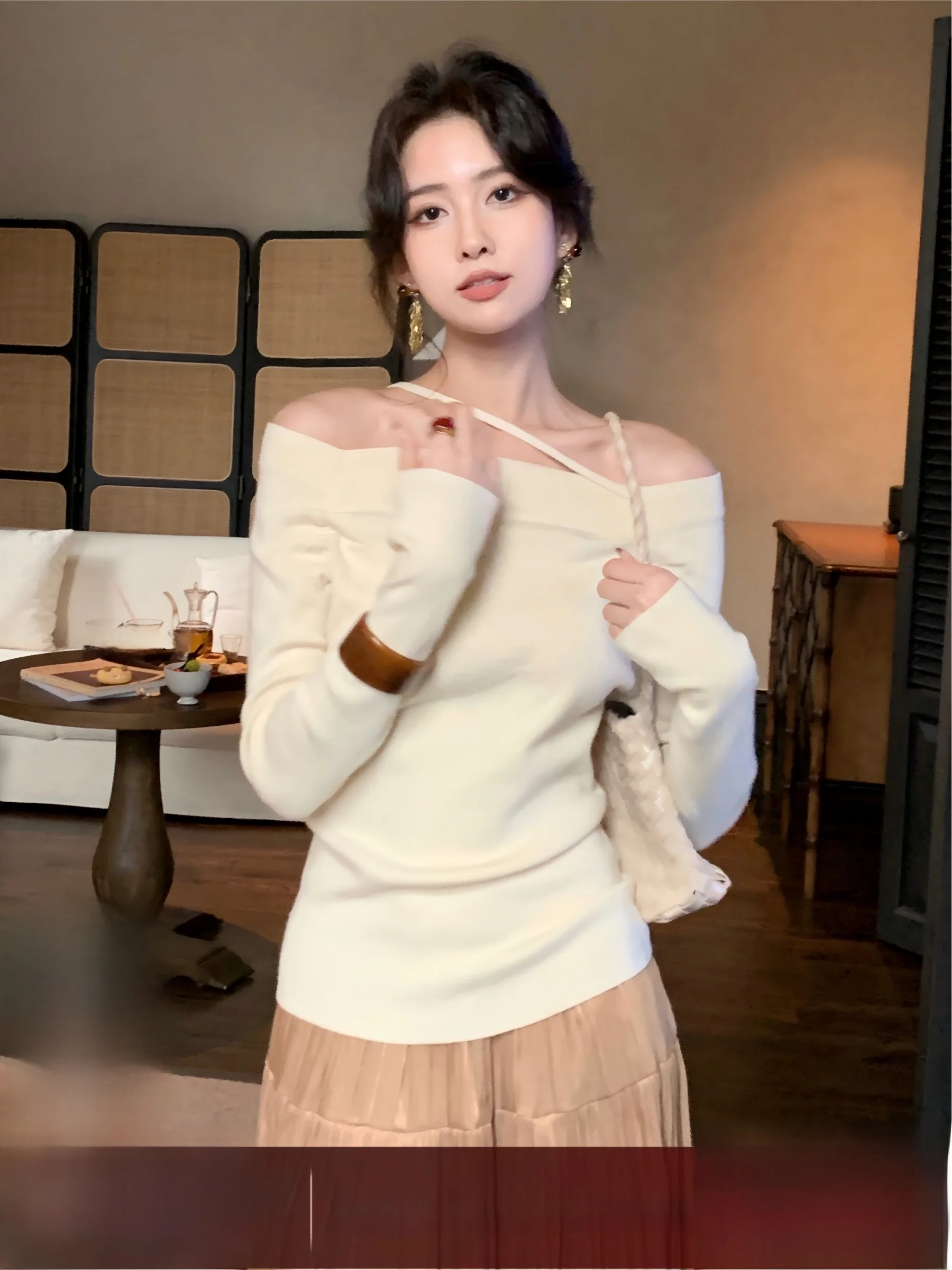 Casual Faion oulder Bared Long Sve Loose Slimming Knitted Top Women's Pullover Sle Comfortable Medium Softn Knitwear
Casual Faion oulder Bared Long Sve Loose Slimming Knitted Top Women's Pullover Sle Comfortable Medium Softn Knitwear