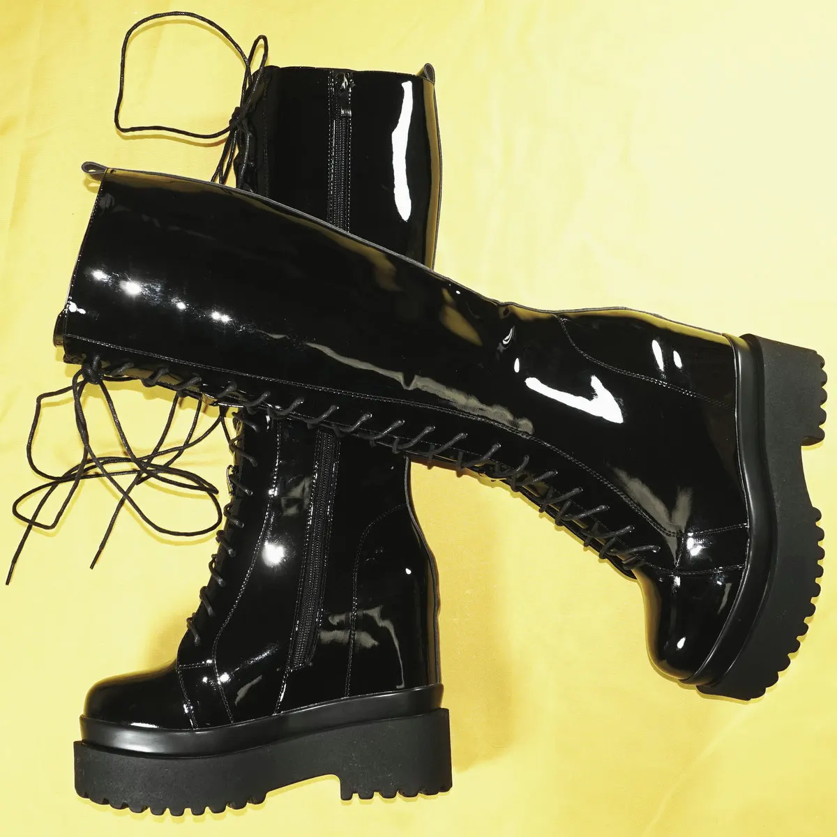 2024 Winter Wedges Pumps Shoes Women Lace Up Patent Leather Thigh High Snow Boots Female Round Toe Fashion Sneakers Casual Shoes
2024 Winter Wedges Pumps Shoes Women Lace Up Patent Leather Thigh High Snow Boots Female Round Toe Fashion Sneakers Casual Shoes