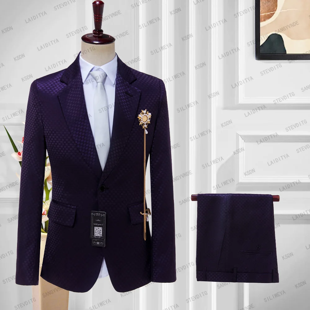 2023 Men Suits Slim Fit Notched Lapel Dark Purple Jacquard Dots Jackets Pants 2 Pieces Formal Causal Business Wedding Groom Wear
2023 Men Suits Slim Fit Notched Lapel Dark Purple Jacquard Dots Jackets Pants 2 Pieces Formal Causal Business Wedding Groom Wear