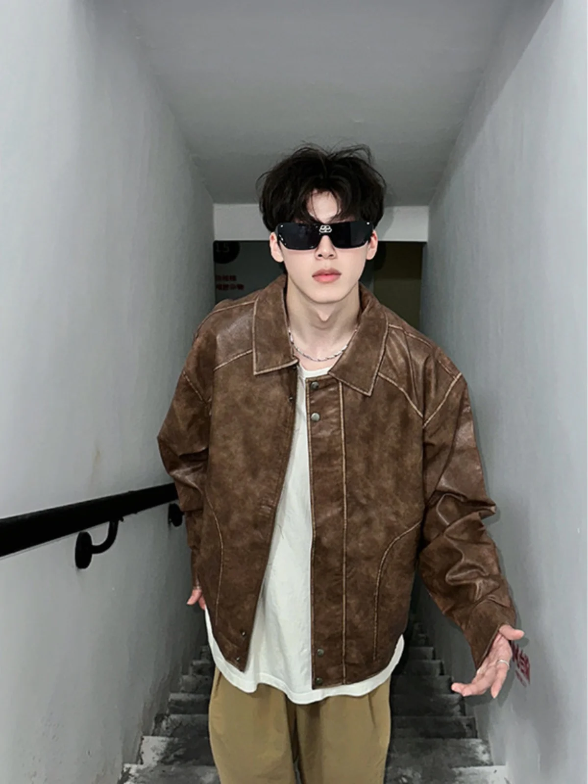 Retro American Brown Leather Jaet Men's Spring Autumn Sle Cleanfit Trendy PU Leather Jaet Metal Decorations Long Sve
Retro American Brown Leather Jaet Men's Spring Autumn Sle Cleanfit Trendy PU Leather Jaet Metal Decorations Long Sve