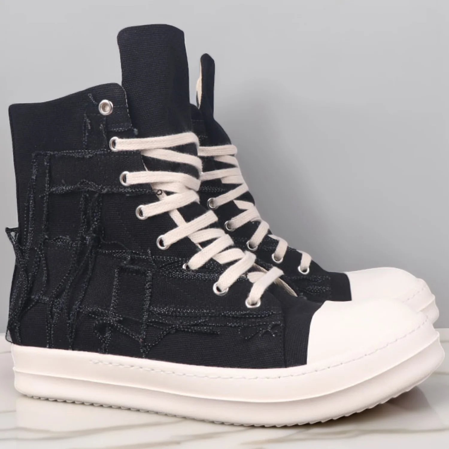 Men's Casual Canvas Shoes Women High Top Lace-Up Zipper Fashion Luxury Designer Black White Sneakers For Autumn
Men's Casual Canvas Shoes Women High Top Lace-Up Zipper Fashion Luxury Designer Black White Sneakers For Autumn
