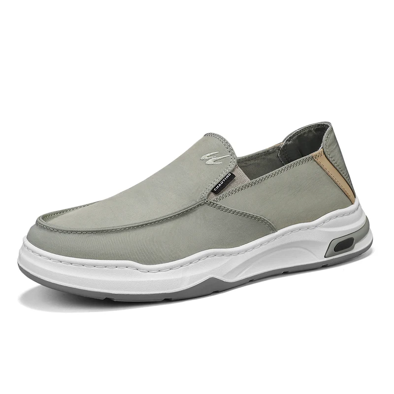 Men's new low top sneakers for spring casual fashion, sports shoes for motorcycles, versatile and comfortable cloth shoes
Men's new low top sneakers for spring casual fashion, sports shoes for motorcycles, versatile and comfortable cloth shoes