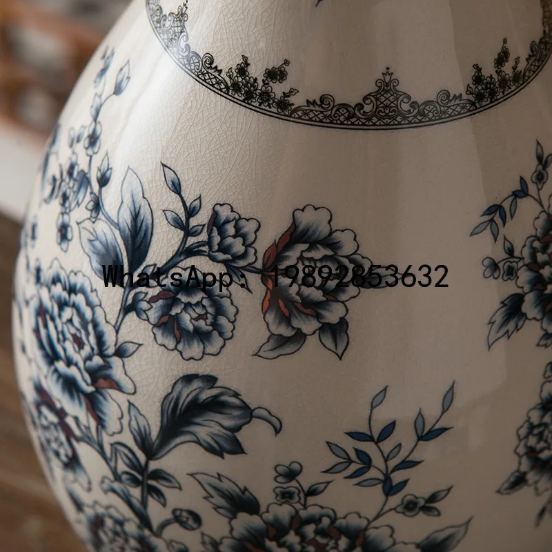 HP-1 Creative Retro Ceramic Vase New Chinese Blue and White Living Room Dried Flower Arranger Home Decoration Crafts
HP-1 Creative Retro Ceramic Vase New Chinese Blue and White Living Room Dried Flower Arranger Home Decoration Crafts