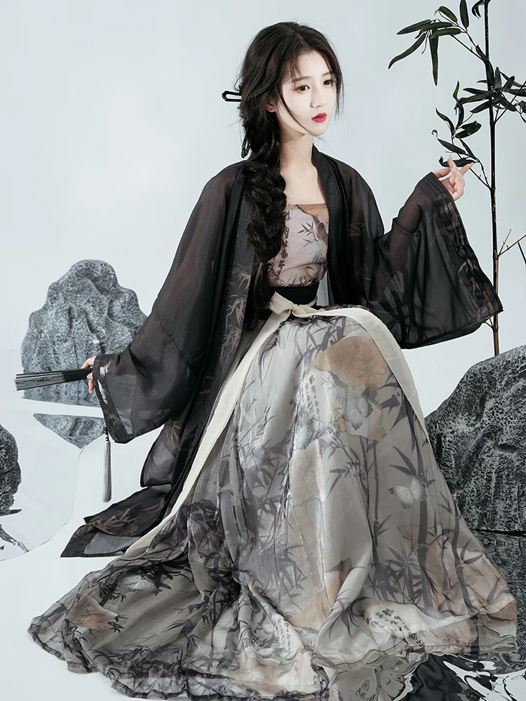 Chinese traditional dress Hanfu 3 sets Han elements new Chinese dress cosplay dress for women
Chinese traditional dress Hanfu 3 sets Han elements new Chinese dress cosplay dress for women