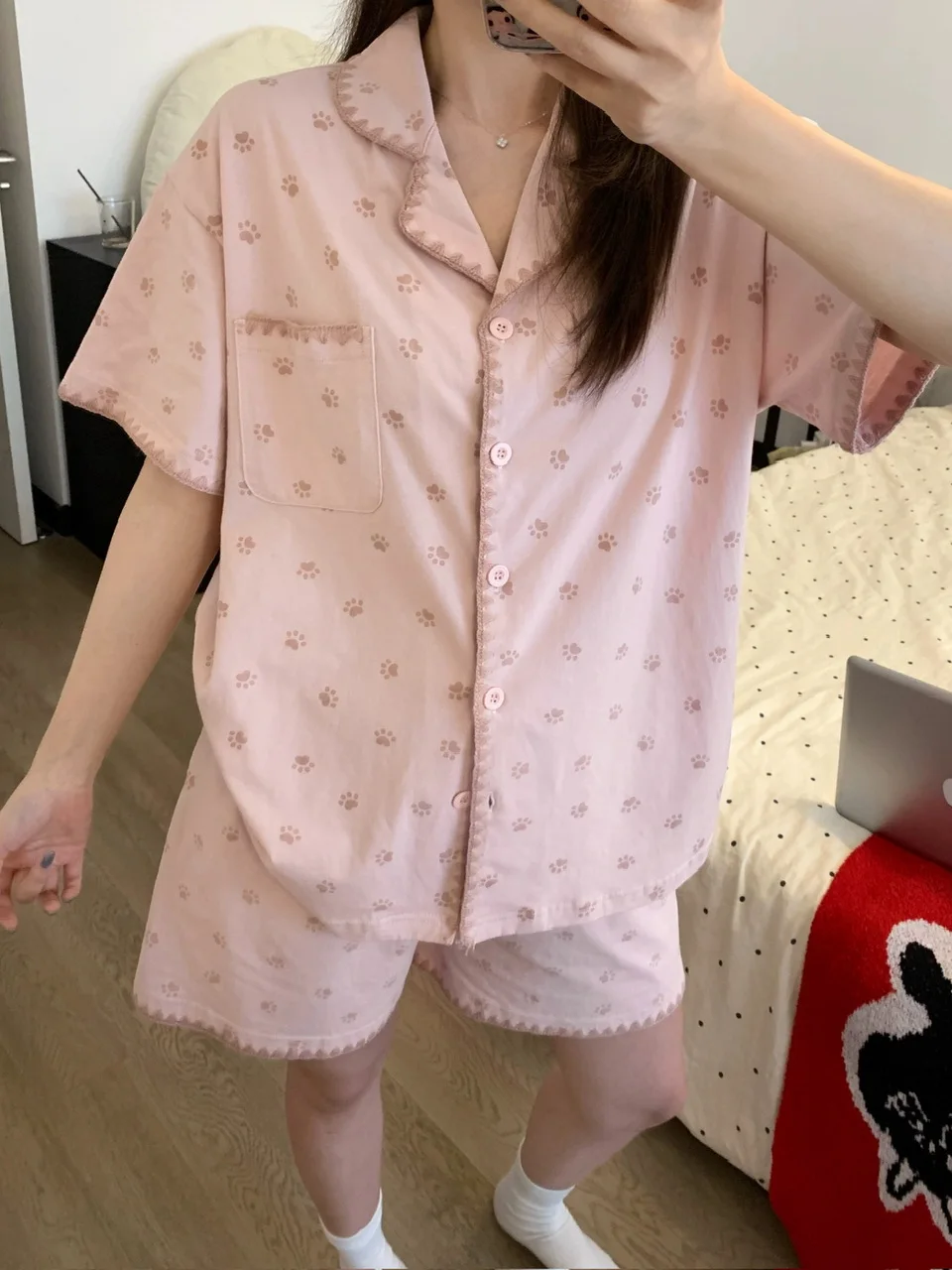 Kumikumi Women's Casual Summer Home Clothes Set High Waist Loose Fit Short Sleeve Sleepwear Two-Piece Suit Comfortable Soft F...
Kumikumi Women's Casual Summer Home Clothes Set High Waist Loose Fit Short Sleeve Sleepwear Two-Piece Suit Comfortable Soft F...