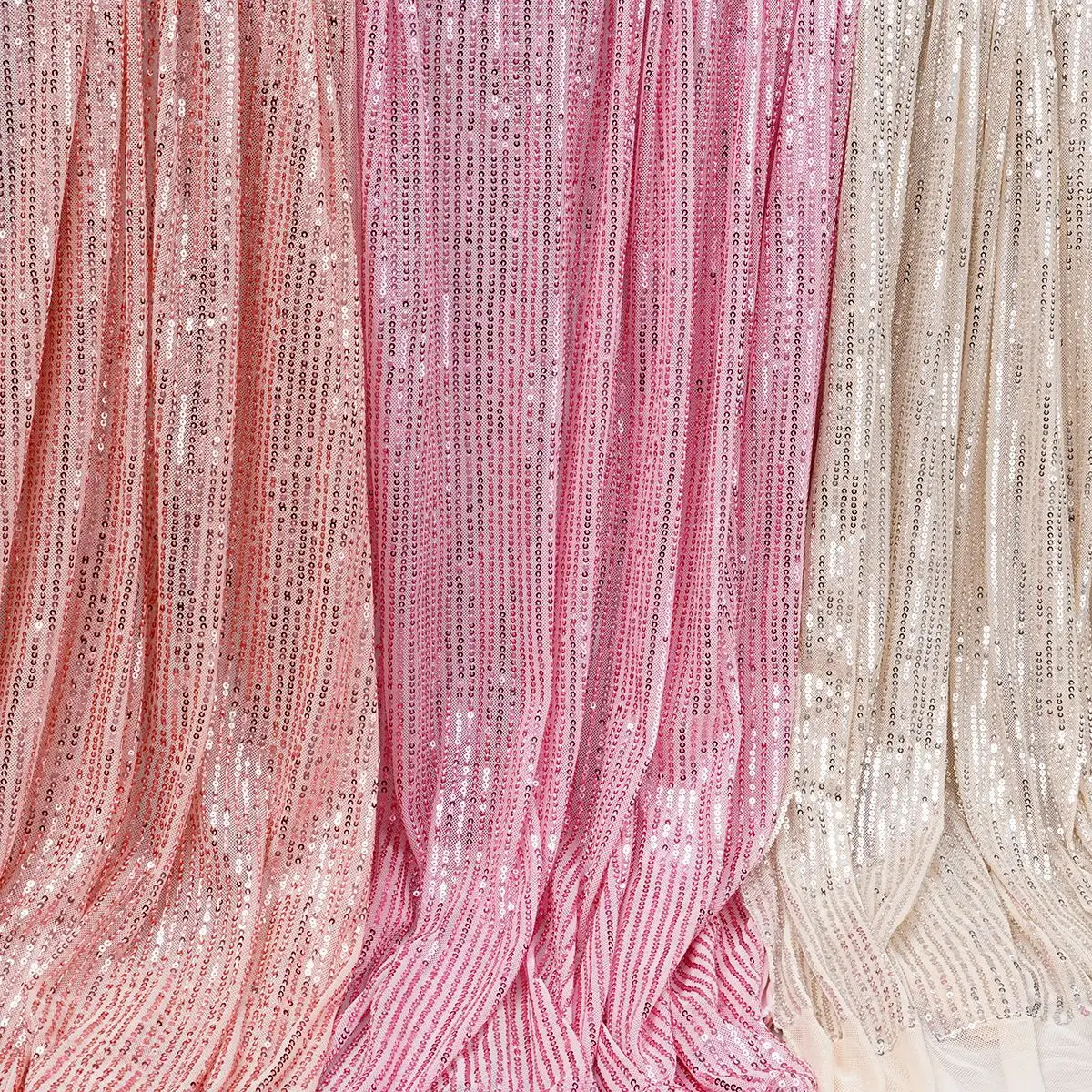 3 мм эластичная сетка, прямая ткань с вышивкой и блестками, сценическая одежда, рубашки, сумка для одежды, кружевная ткань
3 мм эластичная сетка, прямая ткань с вышивкой и блестками, сценическая одежда, рубашки, сумка для одежды, кружевная ткань