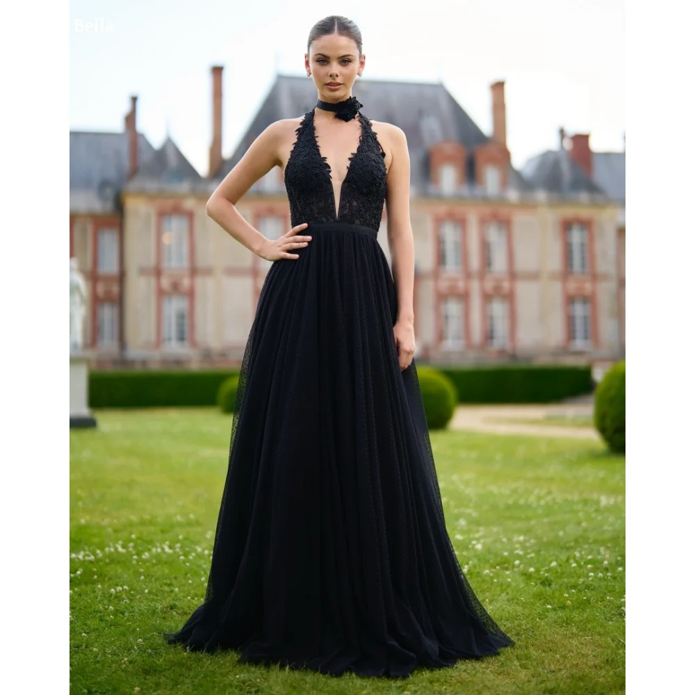 Bella Customize Black Halter Neck 3D Flowers robes de soirée V Neck Sleeveless Prom Dresses Mesh Fabric Wedding Dress 2025
Bella Customize Black Halter Neck 3D Flowers robes de soirée V Neck Sleeveless Prom Dresses Mesh Fabric Wedding Dress 2025
