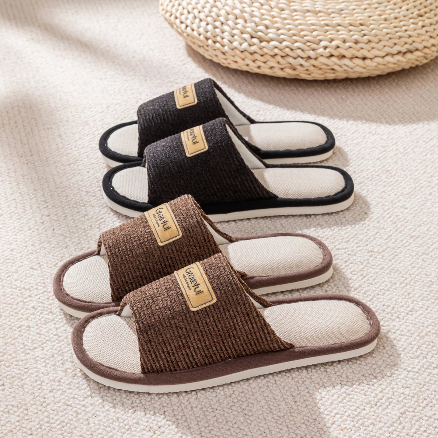 Men’s Linen Sandals for Indoor Home Use, Non-Slip Lightweight Soft Sole, Casual Open-Toe Breathable House Slippers
Men’s Linen Sandals for Indoor Home Use, Non-Slip Lightweight Soft Sole, Casual Open-Toe Breathable House Slippers