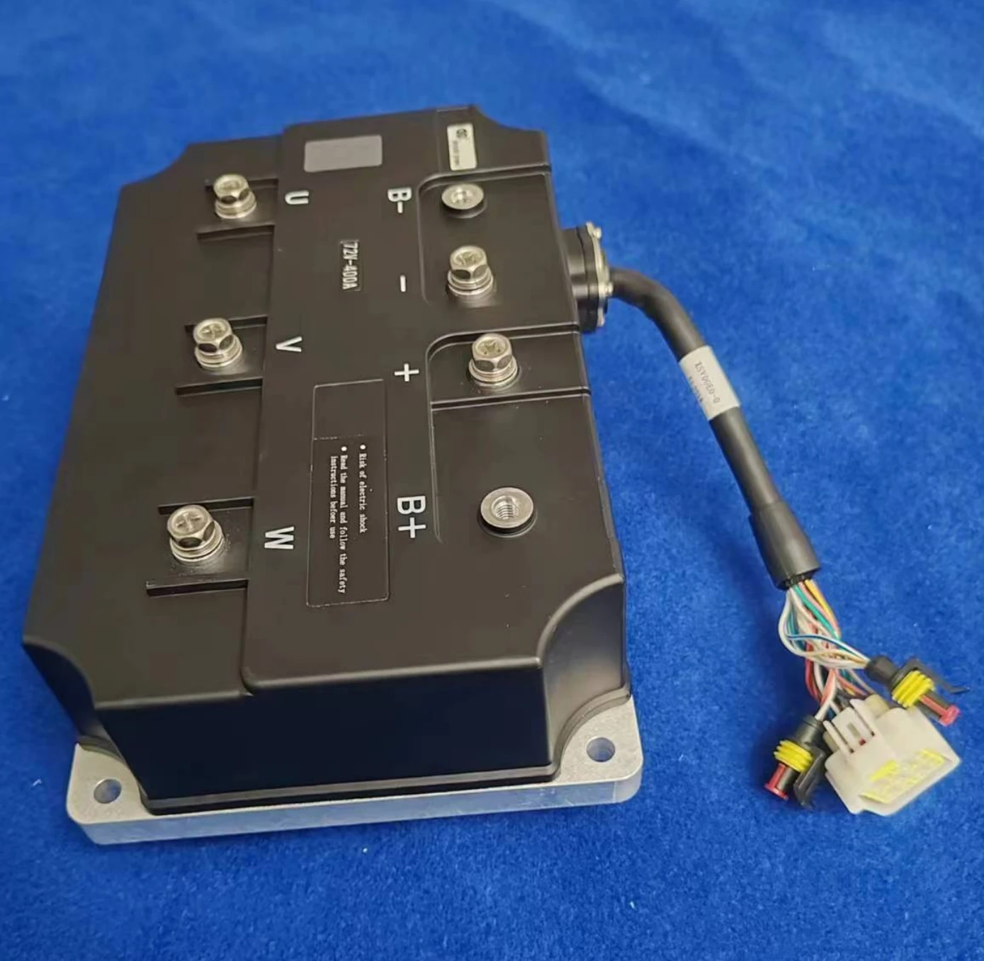 72v 400A AC Motor Speed Controller for Jiayuan EV
72v 400A AC Motor Speed Controller for Jiayuan EV