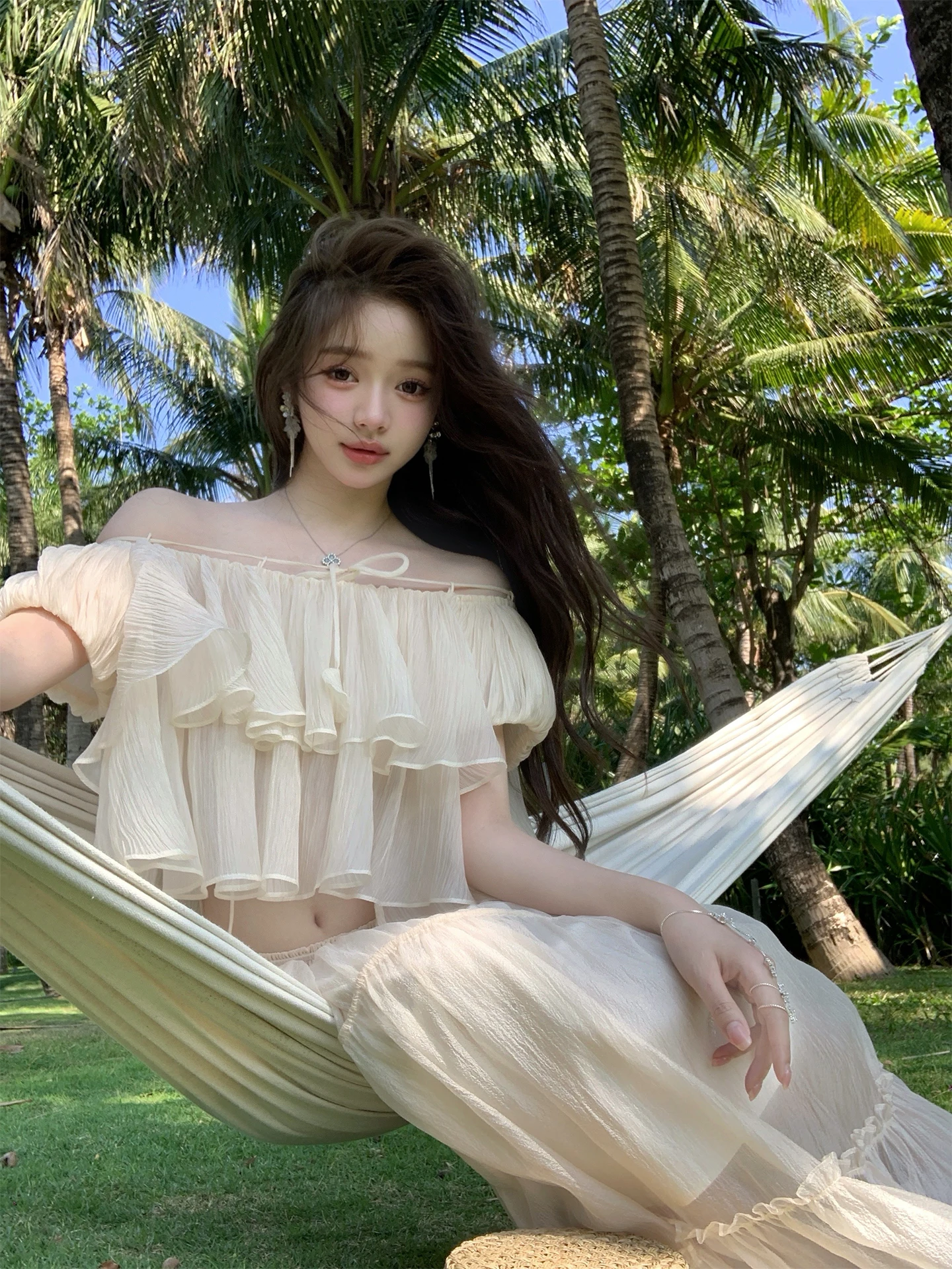 Chen Jiamin NNS Fairy Vacation Style One Shoulder Lace Trim Umbrella Skirt Set High Waist Clean Fit Short Sleeve Summer Outfit
Chen Jiamin NNS Fairy Vacation Style One Shoulder Lace Trim Umbrella Skirt Set High Waist Clean Fit Short Sleeve Summer Outfit