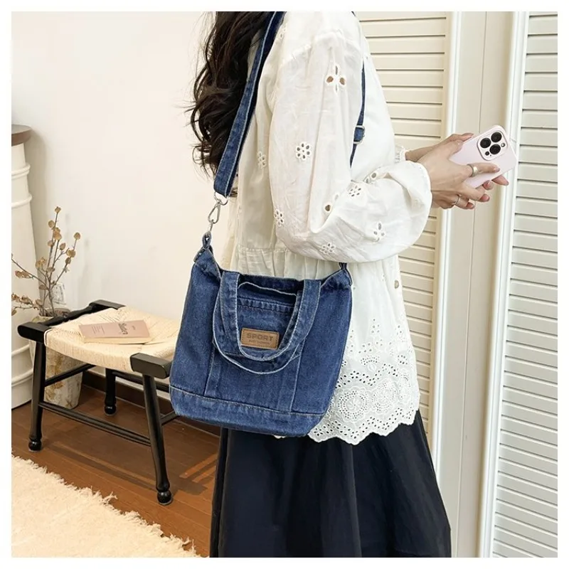 Women's Mini Denim Bucket Bag with Top Handles& Detachable Strap Casual Style for Daily Errands School Commute & Weekend Outings
Women's Mini Denim Bucket Bag with Top Handles& Detachable Strap Casual Style for Daily Errands School Commute & Weekend Outings