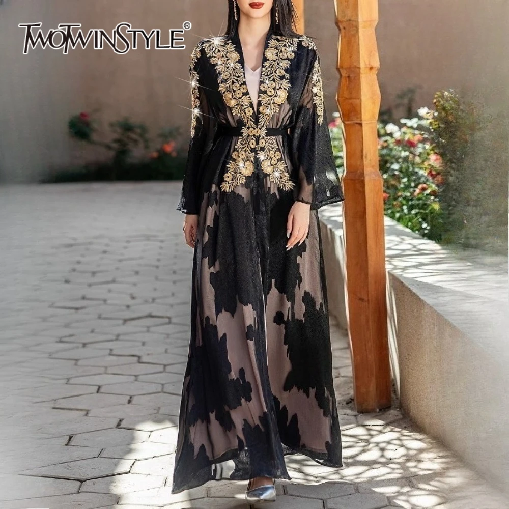 TWOTWINSTYLE Hit Color Two Piece Sets for Women V Neck Long Sleeves Spliced Embroidery Jacket Loose Sleeveless Dress Set Female
TWOTWINSTYLE Hit Color Two Piece Sets for Women V Neck Long Sleeves Spliced Embroidery Jacket Loose Sleeveless Dress Set Female