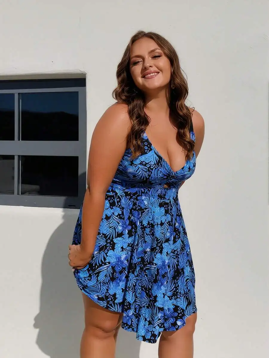 Plus Size Blue Floral Twist Front Cutout Sleep Dress Soft Stretchy Loungewear For Women
Plus Size Blue Floral Twist Front Cutout Sleep Dress Soft Stretchy Loungewear For Women