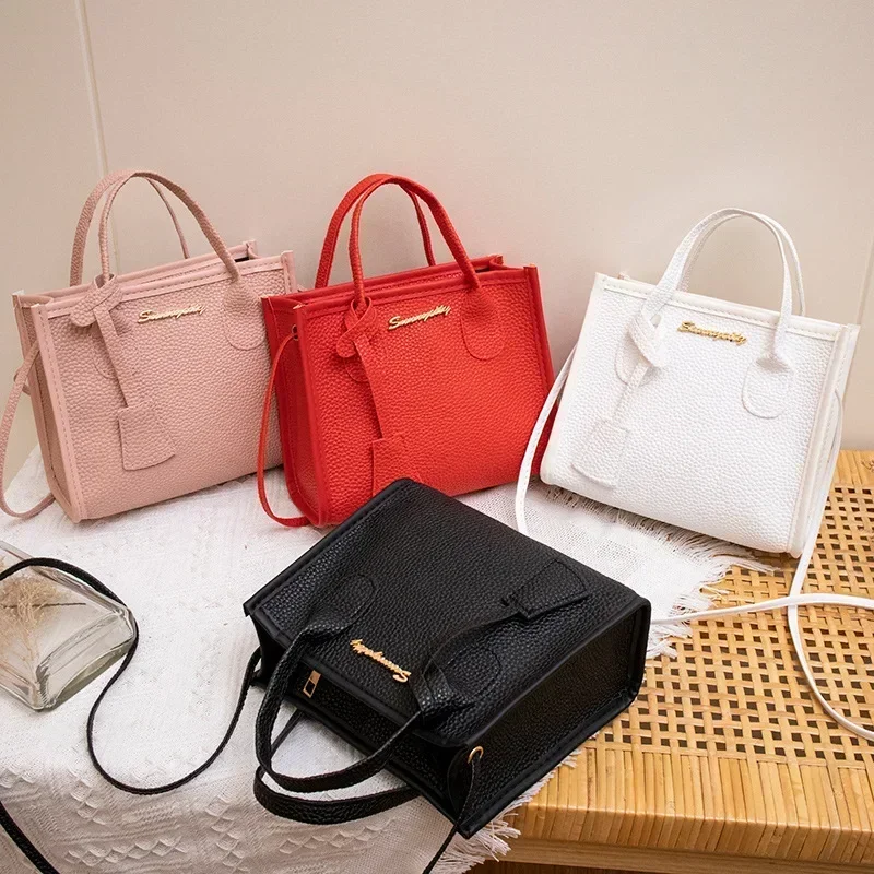 TOUB016 Bag women 2023 trendy ladies bags fashion casual lychee pattern one shoulder small square bag
TOUB016 Bag women 2023 trendy ladies bags fashion casual lychee pattern one shoulder small square bag