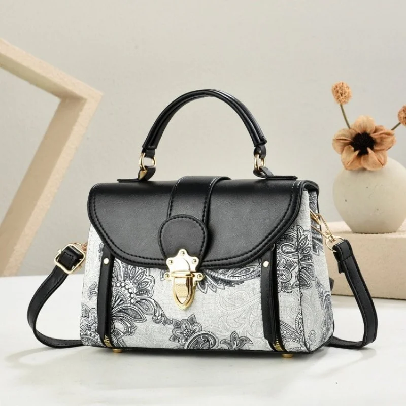 Trendy-elegant 2025 New Ladies Luxury Brand Leather Tote Bag Famous Designer Vintage Popular Casual Premium Craft
Trendy-elegant 2025 New Ladies Luxury Brand Leather Tote Bag Famous Designer Vintage Popular Casual Premium Craft