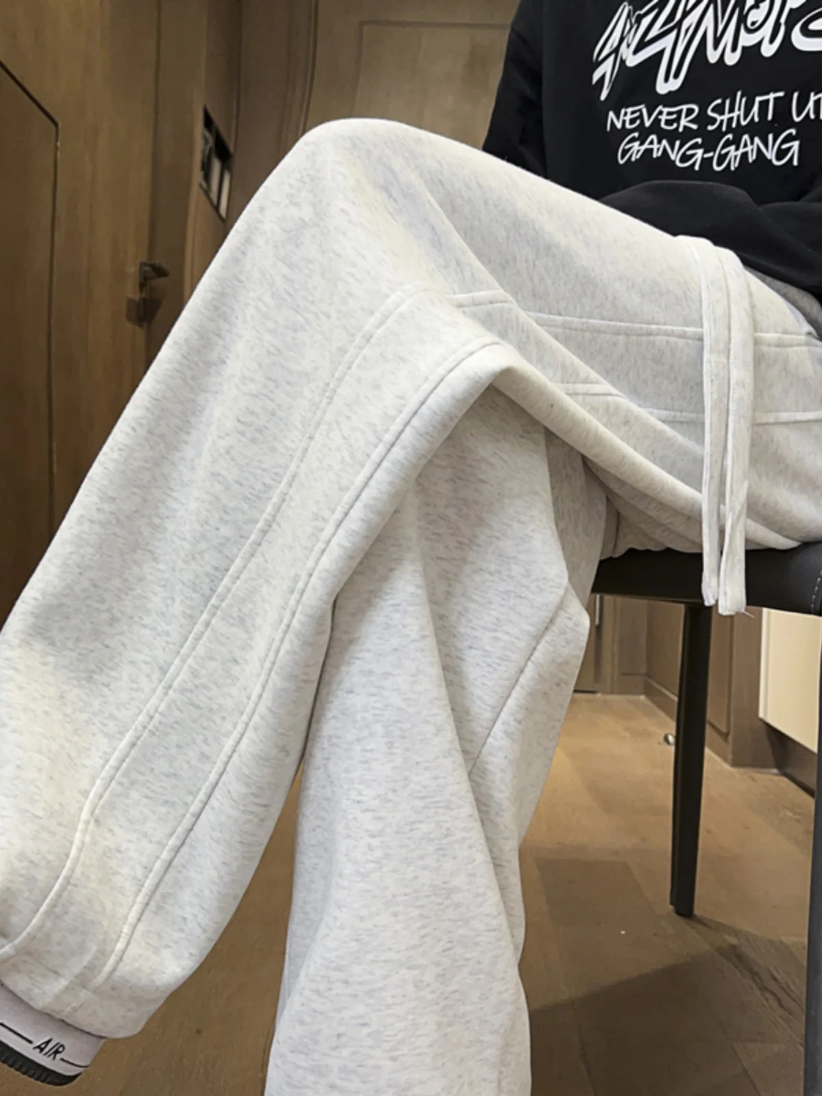 ay Floral Men's Casual Sweatpants Loose Straight Leg Wide Leg Pants Spring Autumn Trendy Brand Simple Spor Trousers
ay Floral Men's Casual Sweatpants Loose Straight Leg Wide Leg Pants Spring Autumn Trendy Brand Simple Spor Trousers