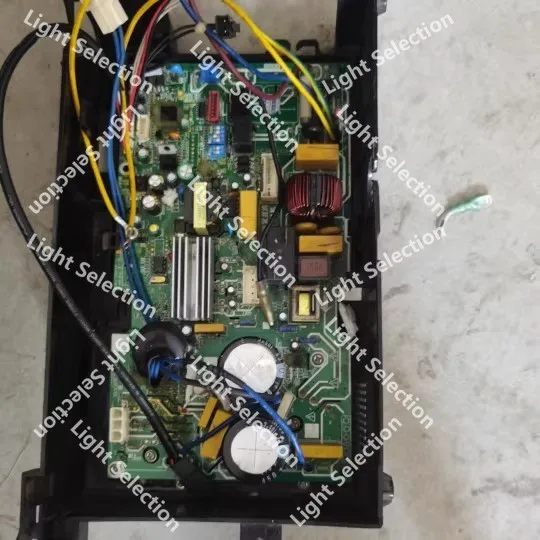 Frequency conversion air conditioner universal KFR-SHW/BP3N1-180 main board 17122200000257 disassembly
Frequency conversion air conditioner universal KFR-SHW/BP3N1-180 main board 17122200000257 disassembly