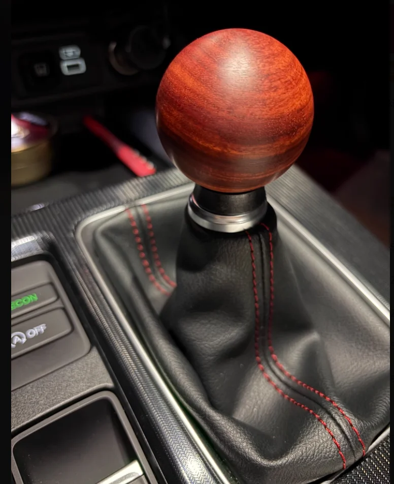 Car restoration gear head solid wood manual gear handle threaded handball
Car restoration gear head solid wood manual gear handle threaded handball