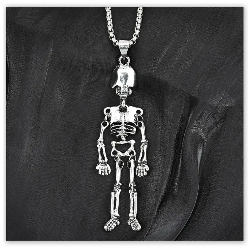 Titanium steel dark-framed men's pendant, couple men's necklace, long sweater chain
Titanium steel dark-framed men's pendant, couple men's necklace, long sweater chain