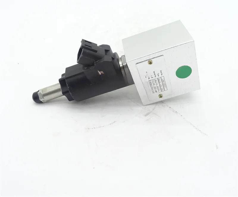 VOE14616531 Is Suitable for EC250D EC300D EC290C Fan Pump Solenoid Valve Assembly
VOE14616531 Is Suitable for EC250D EC300D EC290C Fan Pump Solenoid Valve Assembly