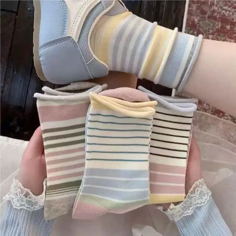 Korean Ins color blocked fine striped cotton socks pile socks Spring and Autumn Japanese retro contrasting rolled edge college s
Korean Ins color blocked fine striped cotton socks pile socks Spring and Autumn Japanese retro contrasting rolled edge college s