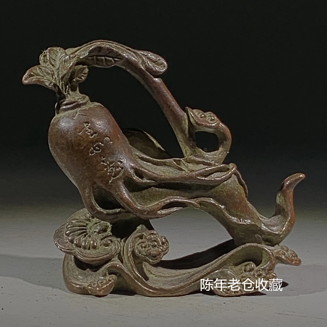 Old objects, miscellaneous brass, bronze sculpture, ginseng, ruyi life, ruyi, tea pet, decorative ornaments
Old objects, miscellaneous brass, bronze sculpture, ginseng, ruyi life, ruyi, tea pet, decorative ornaments