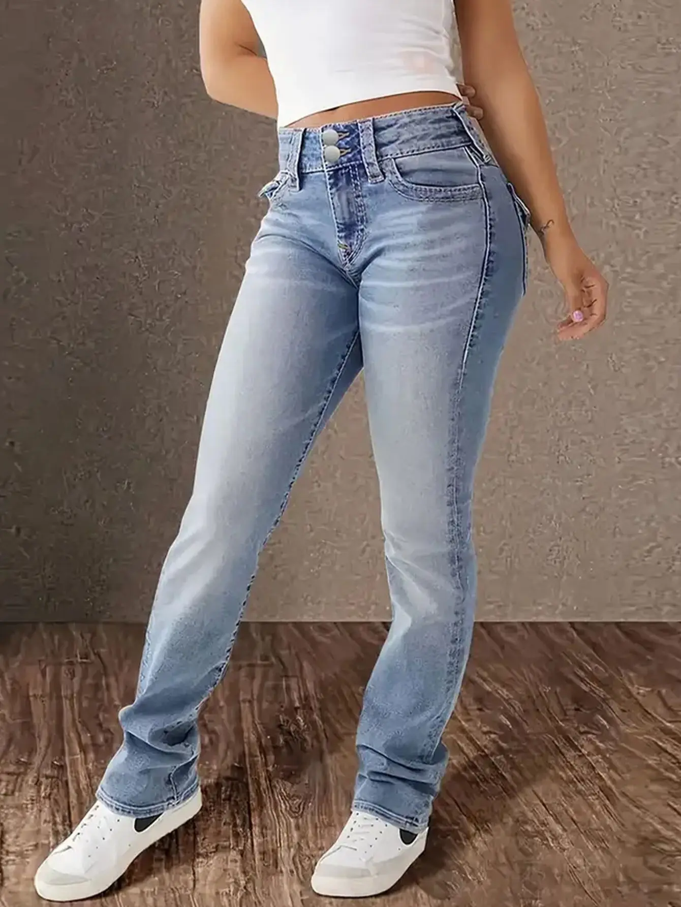 2025 популярные американские модные повседневные модные простые и универсальные облегающие синие эластичные прямые женские джинсы для девочек
2025 популярные американские модные повседневные модные простые и универсальные облегающие синие эластичные прямые женские джинсы для девочек