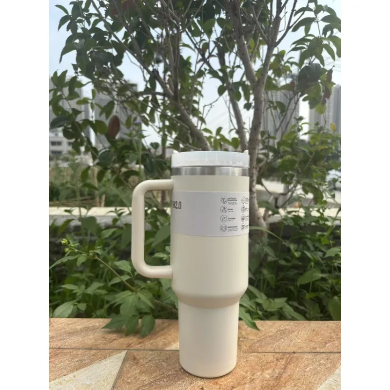 40oz Tote Mug with Handle, 40oz Travel Mug with Lid, Straw Lid, Stainless Steel, Water Iced Tea, Men's & Women's Coffee Gift Mug
40oz Tote Mug with Handle, 40oz Travel Mug with Lid, Straw Lid, Stainless Steel, Water Iced Tea, Men's & Women's Coffee Gift Mug