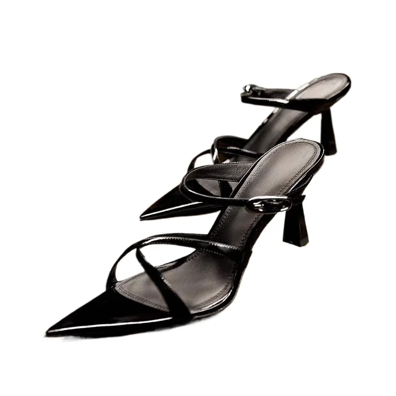New Style Summer Pointed Toe Slippers Women Red Patent Leather Open Toe Stiletto High Heels Women Outside Wear Sexy Sandals
New Style Summer Pointed Toe Slippers Women Red Patent Leather Open Toe Stiletto High Heels Women Outside Wear Sexy Sandals