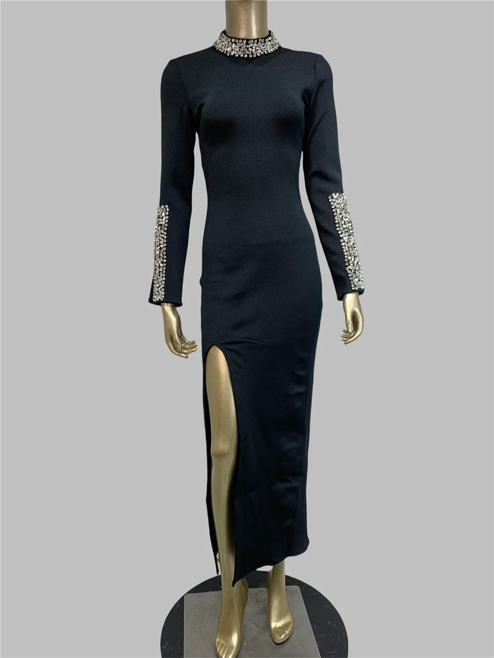 Women Crystal Bandage Dress Long Sleeve Half High Collar Open Leg Long Bodycon Celebrity Evening Party One Piece Gala Gowns
Women Crystal Bandage Dress Long Sleeve Half High Collar Open Leg Long Bodycon Celebrity Evening Party One Piece Gala Gowns